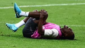 中的表现充 中的表现充